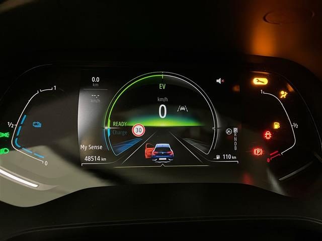 RENAULT Captur usata, con Bracciolo