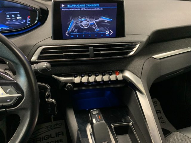 PEUGEOT 3008 usata, con Volante multifunzione