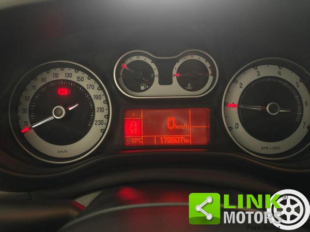 FIAT 500L usata, con Touch screen