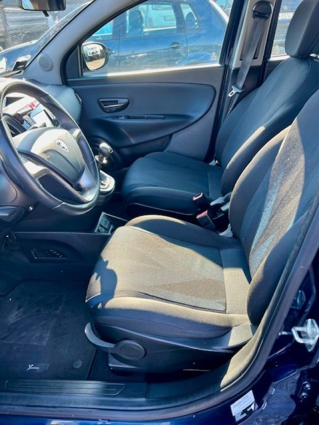 LANCIA Ypsilon usata, con Controllo trazione