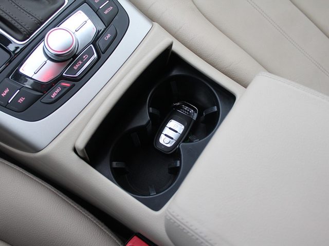 AUDI A6 usata, con Sensori di parcheggio posteriori
