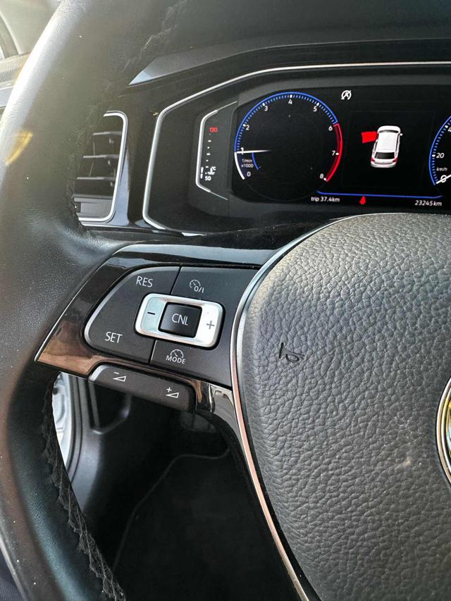 VOLKSWAGEN Polo usata, con Volante multifunzione
