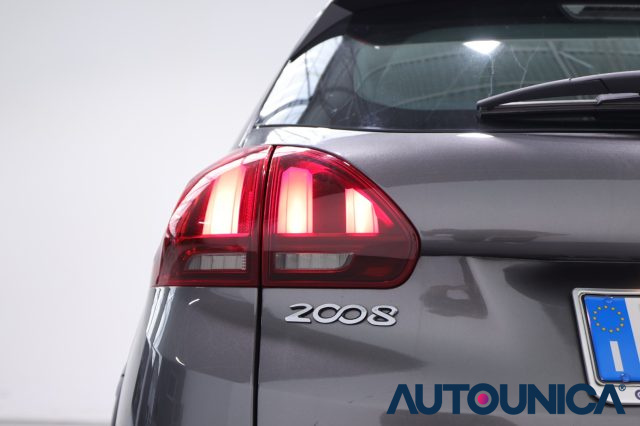PEUGEOT 2008 usata, con Sensore di luce