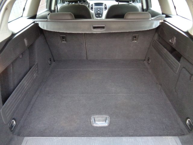 OPEL Meriva usata, con Climatizzatore