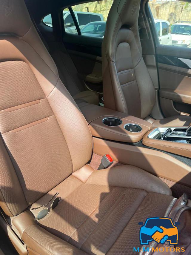 PORSCHE Panamera usata, con Servosterzo