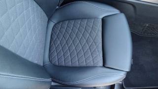 MERCEDES-BENZ GLB 200 usata, con Schermo multifunzione interamente digitale