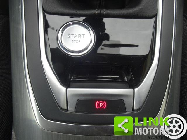 PEUGEOT 308 usata, con Park Distance Control