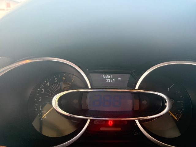 RENAULT Clio usata, con Fari LED