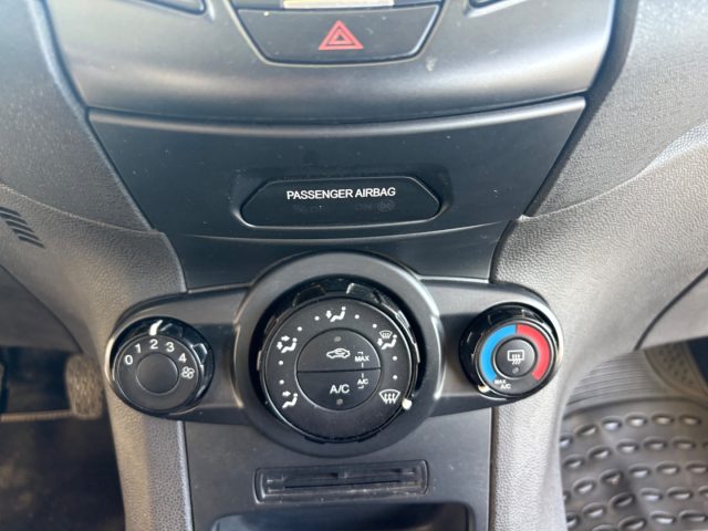 FORD Fiesta usata, con Vetri oscurati