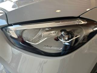 MERCEDES-BENZ C 220 usata, con Portellone posteriore elettrico