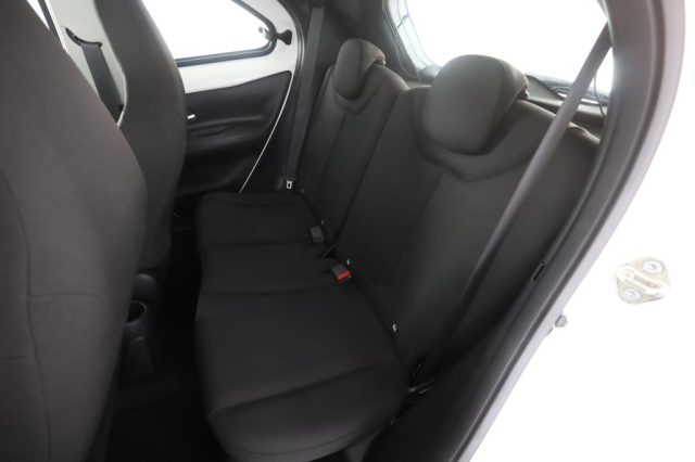 TOYOTA Aygo X usata 3