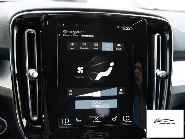 VOLVO XC40 usata, con Sistema di navigazione