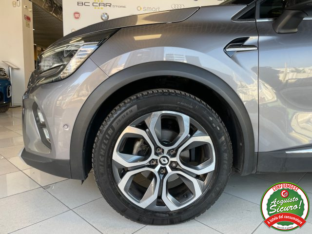 RENAULT Captur usata, con Sedile posteriore sdoppiato