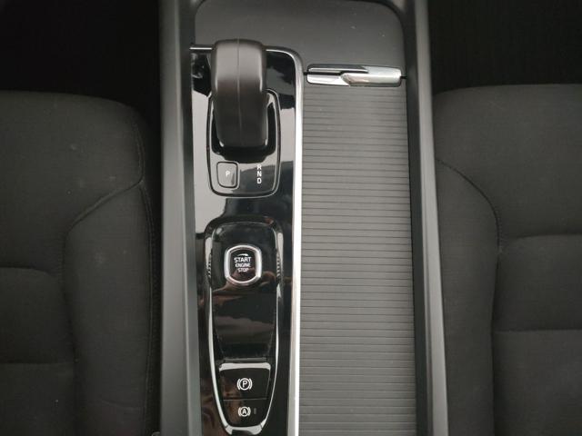 VOLVO XC60 usata, con Sedile posteriore sdoppiato