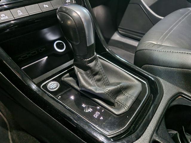 VOLKSWAGEN Touran usata, con Portellone posteriore elettrico