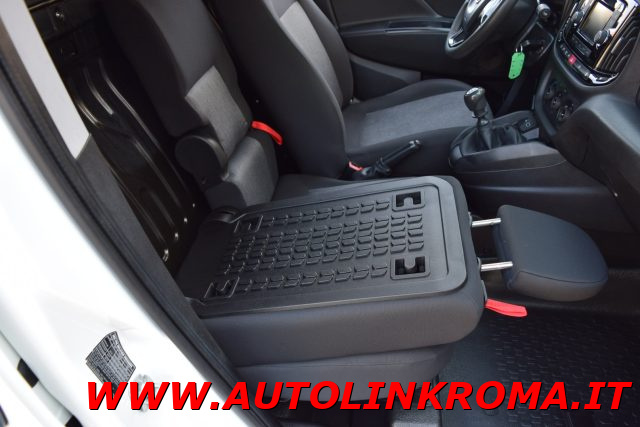 FIAT Doblo usata, con Autoradio digitale