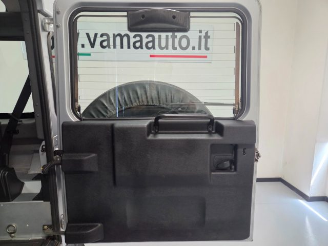 LAND ROVER Defender usata, con Chiusura centralizzata telecomandata