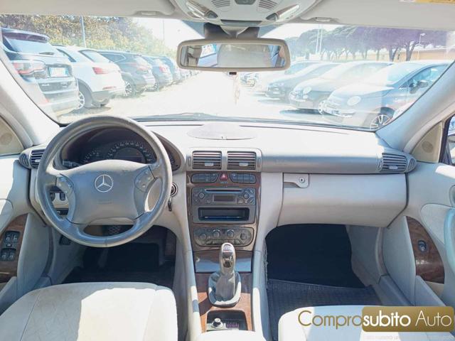 MERCEDES-BENZ C 220 usata, con Chiusura centralizzata