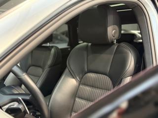 PORSCHE Macan usata, con Boardcomputer