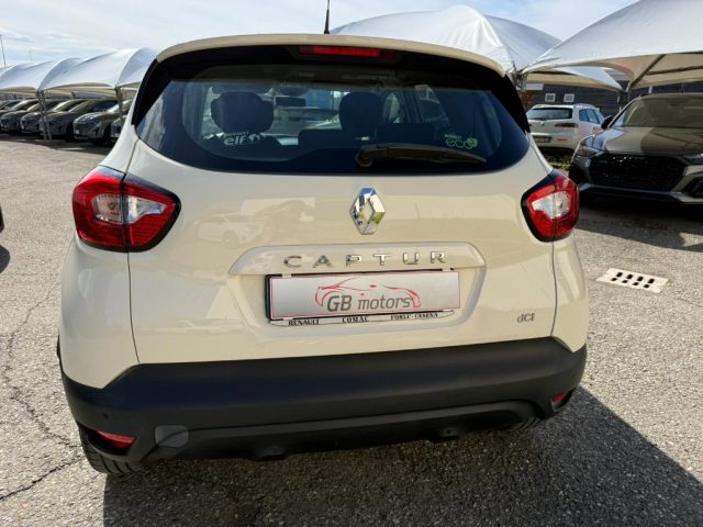 RENAULT Captur usata, con Autoradio