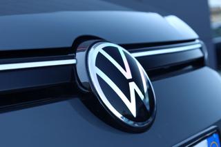 VOLKSWAGEN Golf usata, con Controllo elettronico della corsia