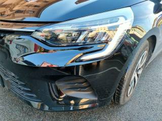 RENAULT Clio usata, con Sensori di parcheggio posteriori