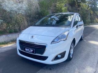 PEUGEOT 5008 usata, con Controllo automatico clima