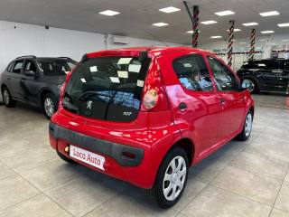 PEUGEOT 107 usata, con Autoradio