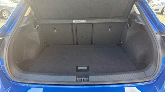 VOLKSWAGEN T-Roc usata, con Sensori di parcheggio posteriori