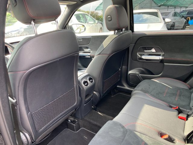 MERCEDES-BENZ GLB 200 usata, con Sedili riscaldati