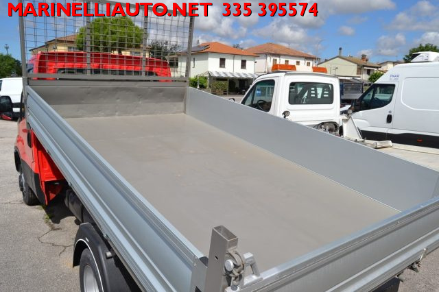 IVECO Daily usata 13