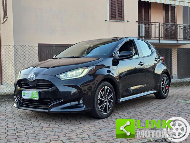 TOYOTA Yaris usata, con Luci diurne LED