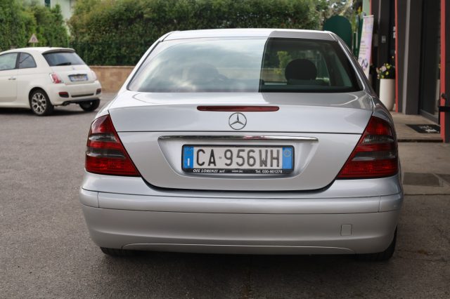 MERCEDES-BENZ E 220 usata 41