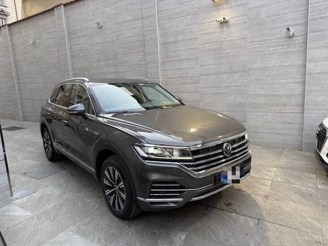 VOLKSWAGEN Touareg usata, con Antifurto
