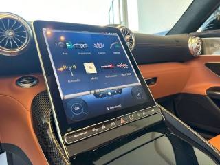 MERCEDES-BENZ SL 63 AMG usata, con Park Distance Control