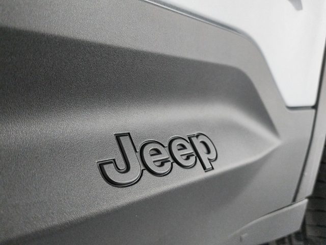 JEEP Avenger usata, con Portellone posteriore elettrico