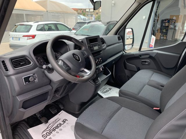 RENAULT Master usata, con MP3