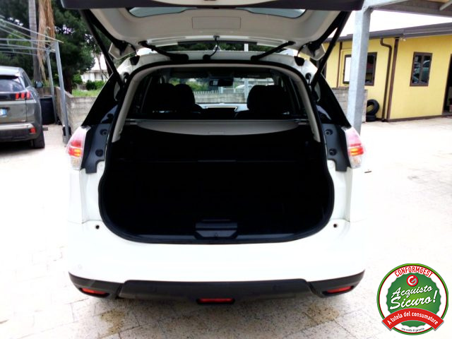 NISSAN X-Trail usata, con Sensori di parcheggio posteriori
