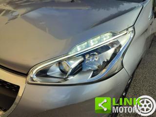 PEUGEOT 208 usata, con Fendinebbia