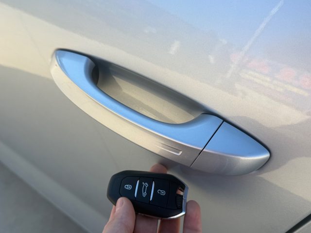 OPEL Astra usata, con Servosterzo