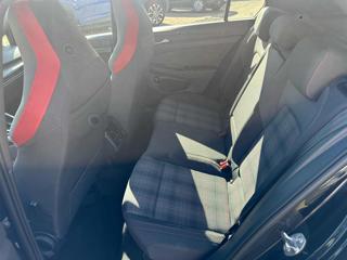 VOLKSWAGEN Golf usata, con ESP