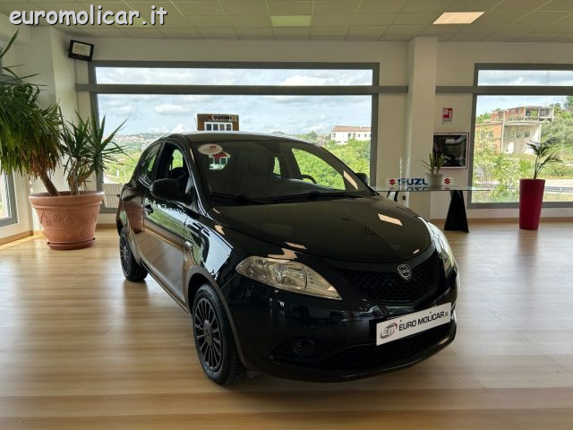 LANCIA Ypsilon usata, con Airbag