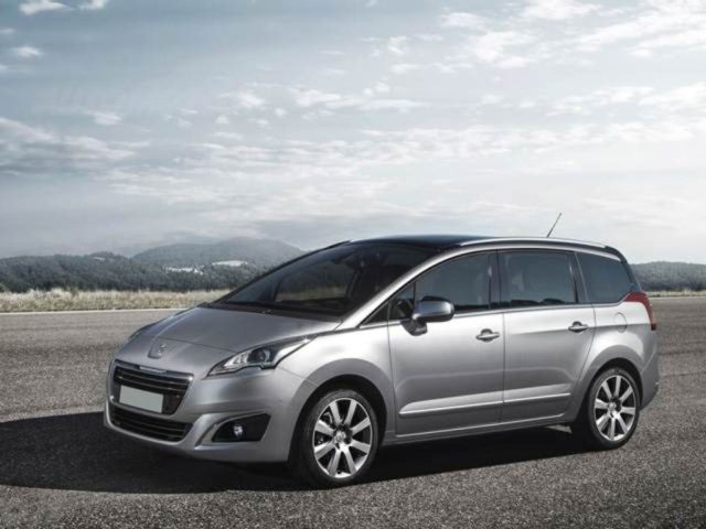 PEUGEOT 5008 usata, con ABS