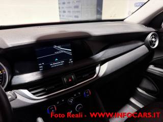 ALFA ROMEO Stelvio usata, con Park Distance Control