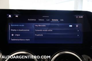 MERCEDES-BENZ GLB 180 usata, con Portellone posteriore elettrico
