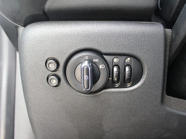 MINI One usata, con Sensori di parcheggio posteriori