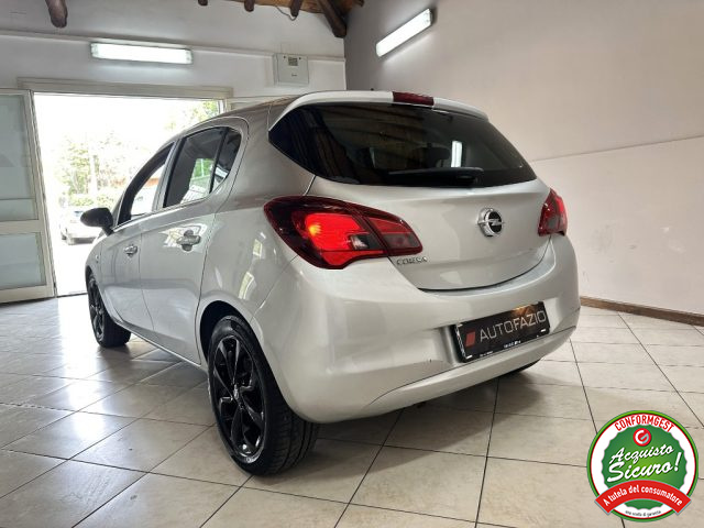 OPEL Corsa usata, con Boardcomputer