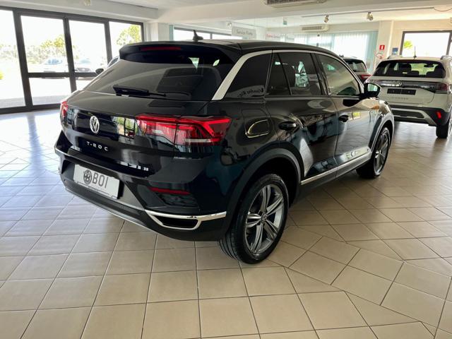 VOLKSWAGEN T-Roc usata, con Autoradio