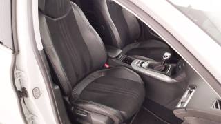 PEUGEOT 308 usata, con Sensori di parcheggio anteriori