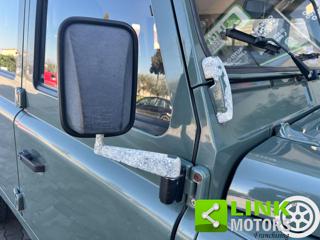 LAND ROVER Defender usata 16